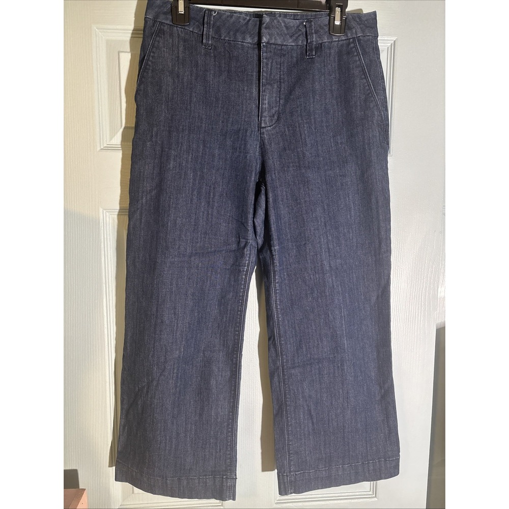 White House Black Market Denim Capri Pants Sz 8. Y2K‎